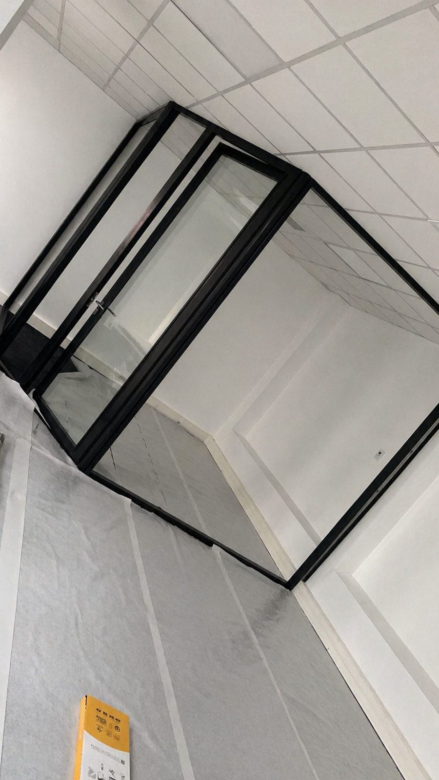 Menuiserie, agencement et panneaux acoustiques réalisés par CBI — photo 3